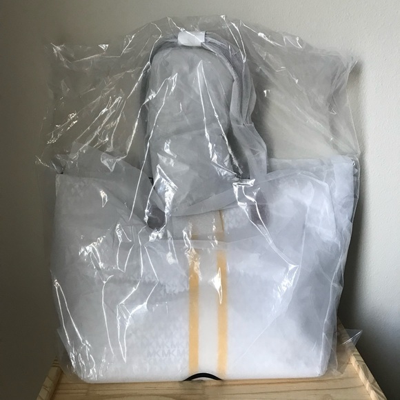 🌼Michael Kors set - Picture 15 of 15